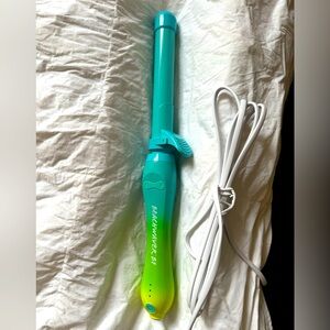 Blue and green ombré beachwaver